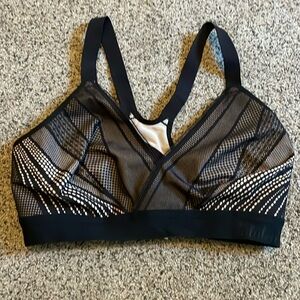 Lululemon awake to lace bra black/barely beige size E34